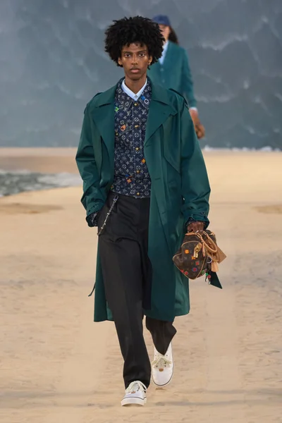 Look 23